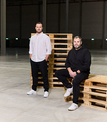 Jonas Tritschallek und Sebastian Richter, die Gründer und Geschäftsführer von Warespace